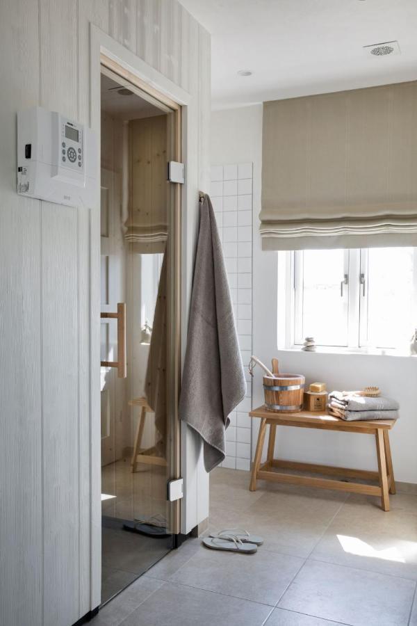 Reetdorf Geltinger Birk Atelierhaus Mooreiche Nieby  Экстерьер фото